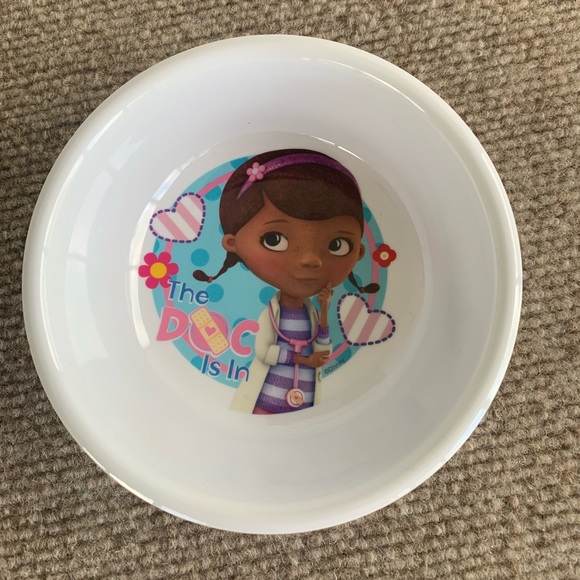 Doc McStuffins Kids Dinnerware - Picture 4 of 7